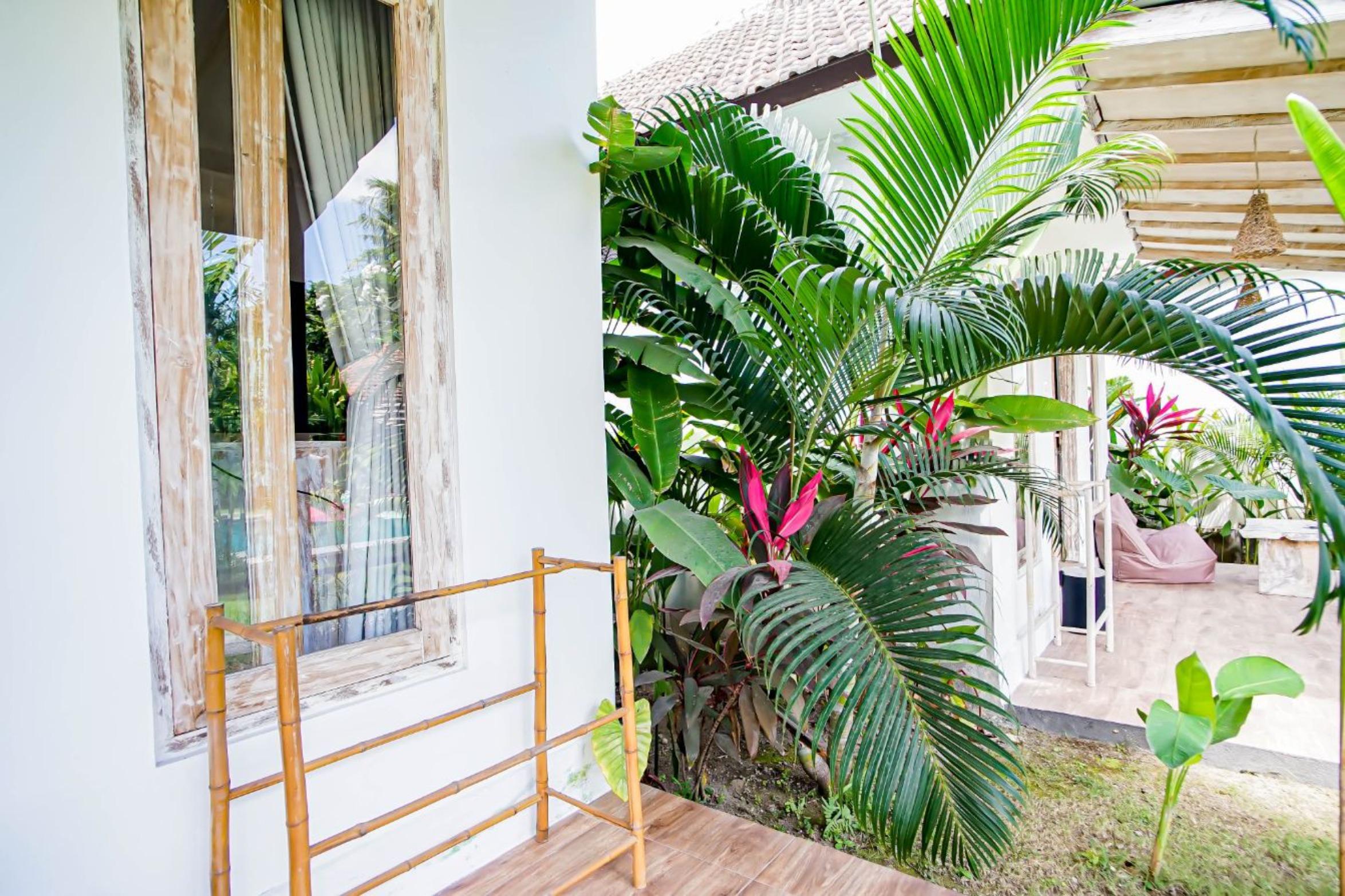 Agung Wiwin Homestay & Restaurant Mengwi ภายนอก รูปภาพ