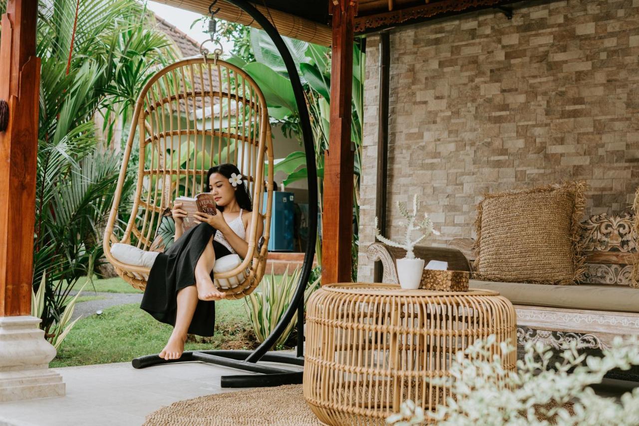 Agung Wiwin Homestay & Restaurant Mengwi ภายนอก รูปภาพ