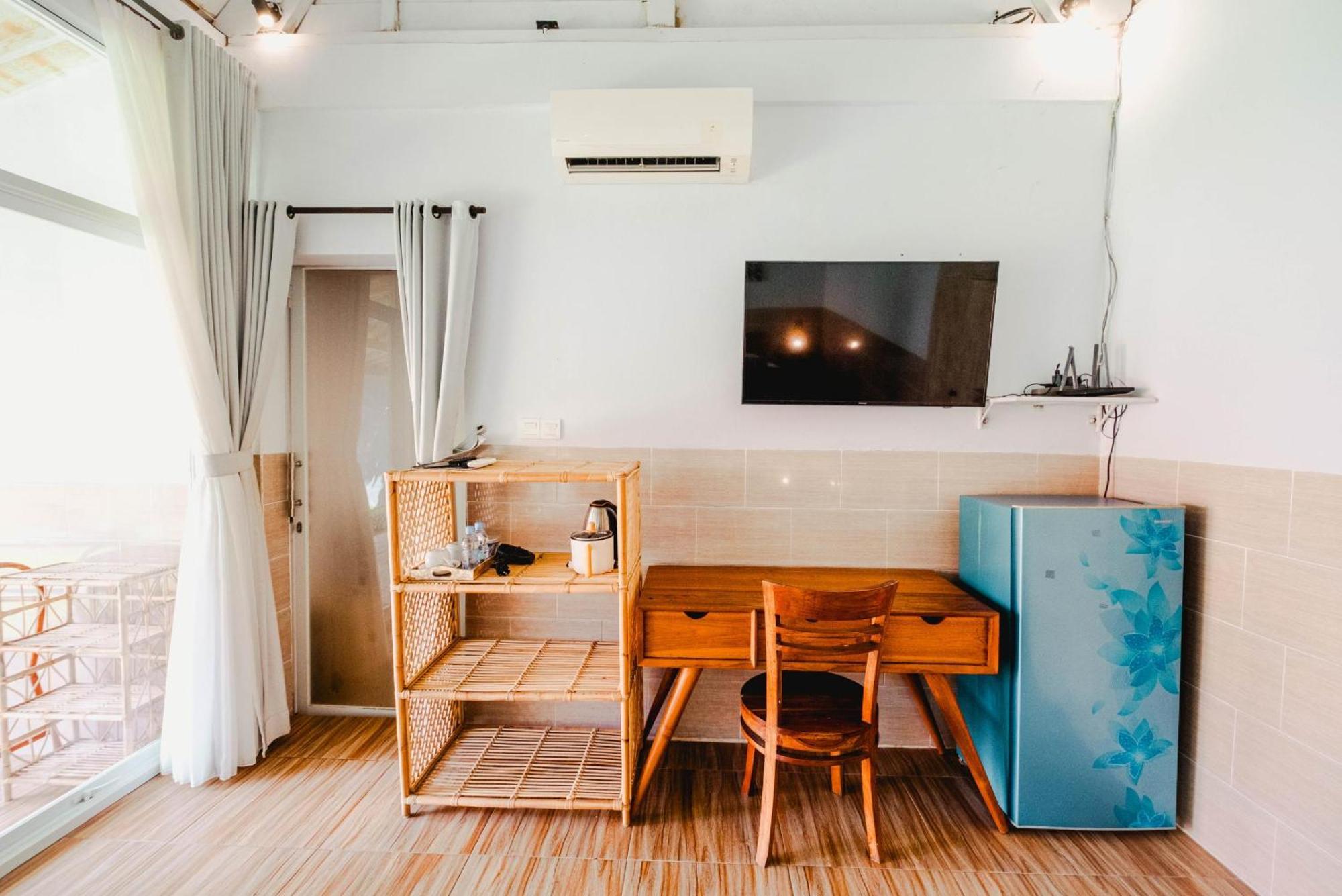 Agung Wiwin Homestay & Restaurant Mengwi ภายนอก รูปภาพ