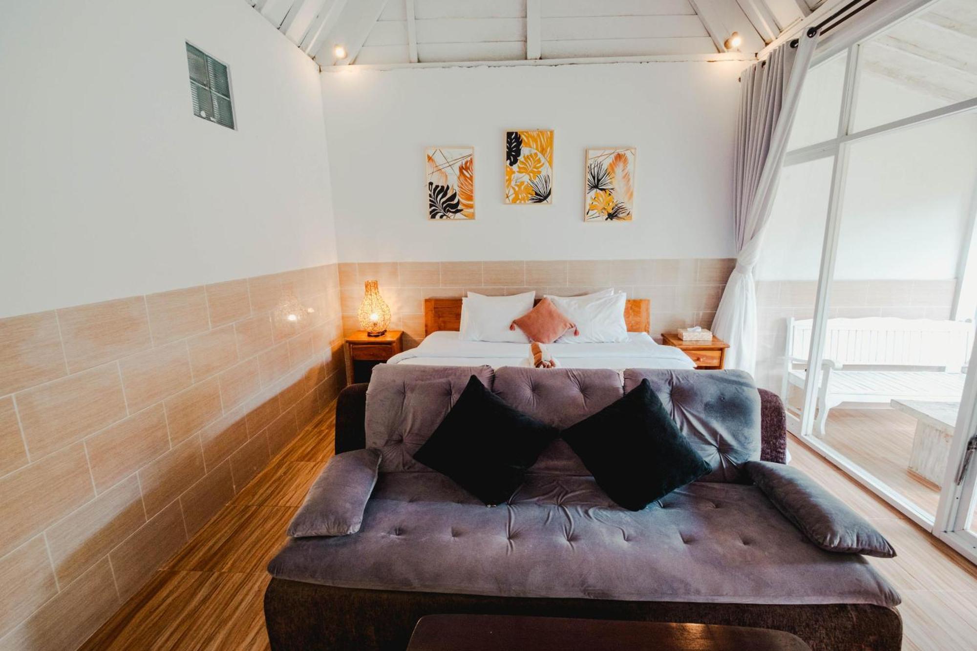 Agung Wiwin Homestay & Restaurant Mengwi ภายนอก รูปภาพ