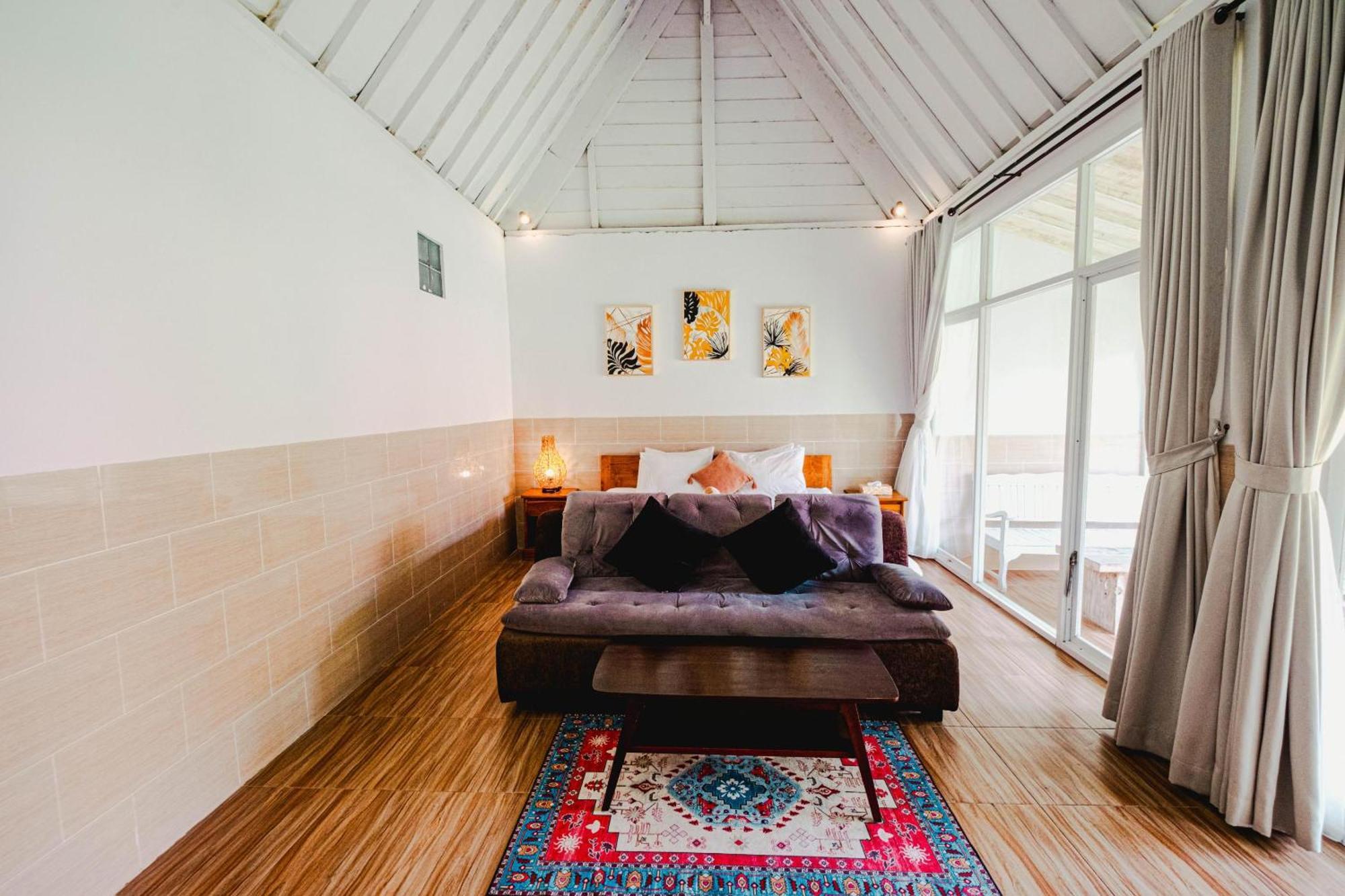 Agung Wiwin Homestay & Restaurant Mengwi ภายนอก รูปภาพ