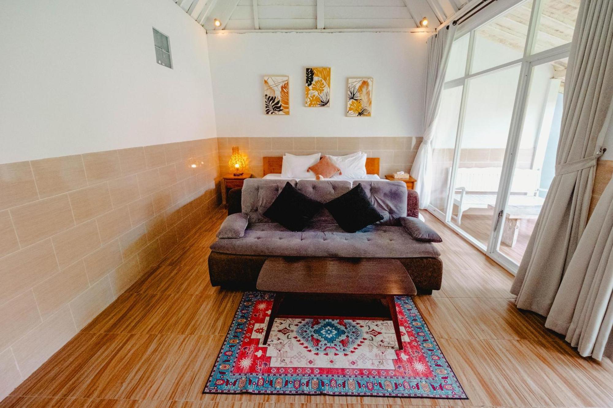 Agung Wiwin Homestay & Restaurant Mengwi ภายนอก รูปภาพ